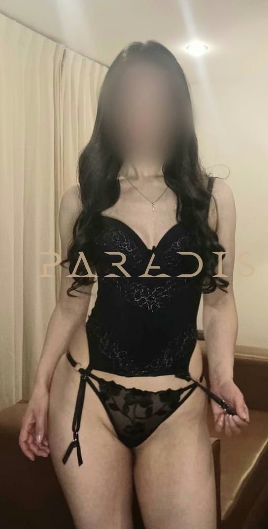Escorts VIP Paradisse - Ignacia Chilena 